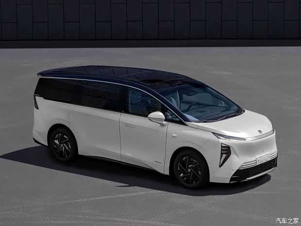 将于年内上市/搭逍遥智行辅助驾驶 别克至境世家预告图发布